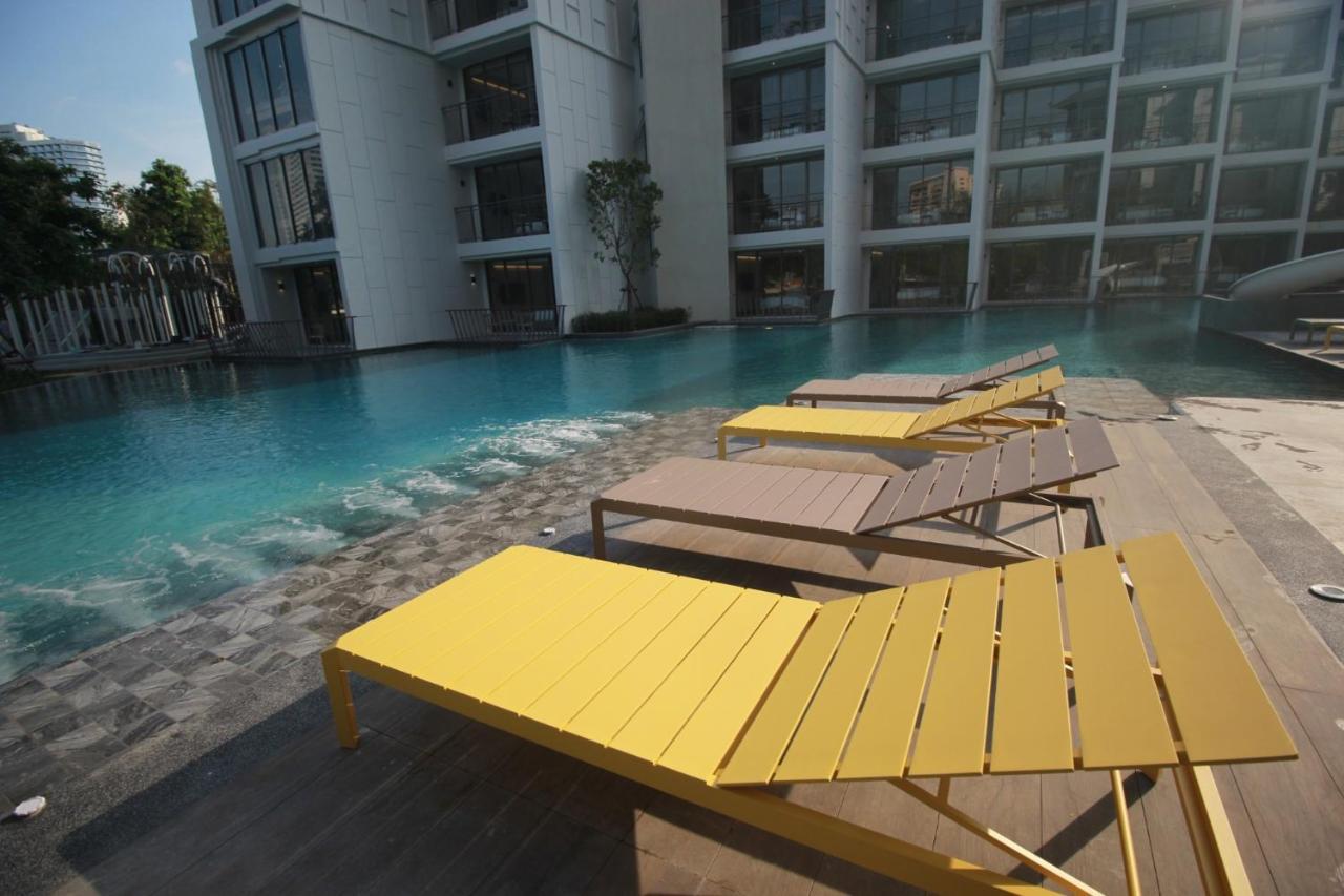The Quarter Chaophraya By Uhg Hotel Bangkok Exterior photo